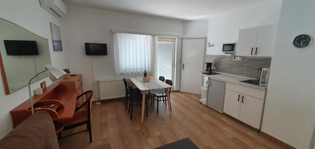 Forrest Apartman Gyenesdiás Esterno foto
