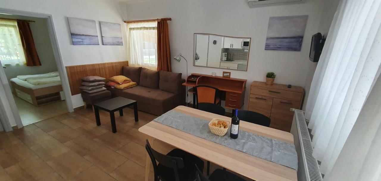 Forrest Apartman Gyenesdiás Esterno foto
