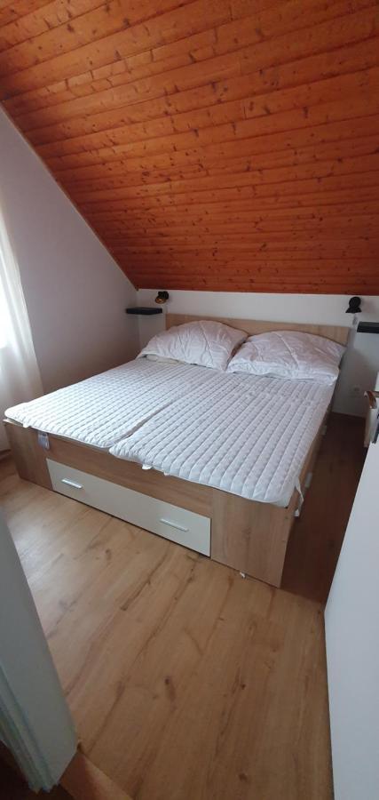 Forrest Apartman Gyenesdiás Esterno foto
