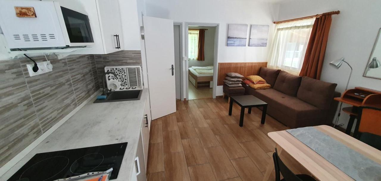Forrest Apartman Gyenesdiás Esterno foto